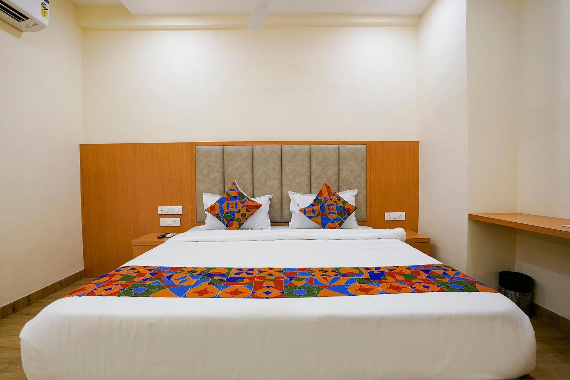 Fabhotel 7 Square - Nr Bkc Mumbai Ngoại thất bức ảnh