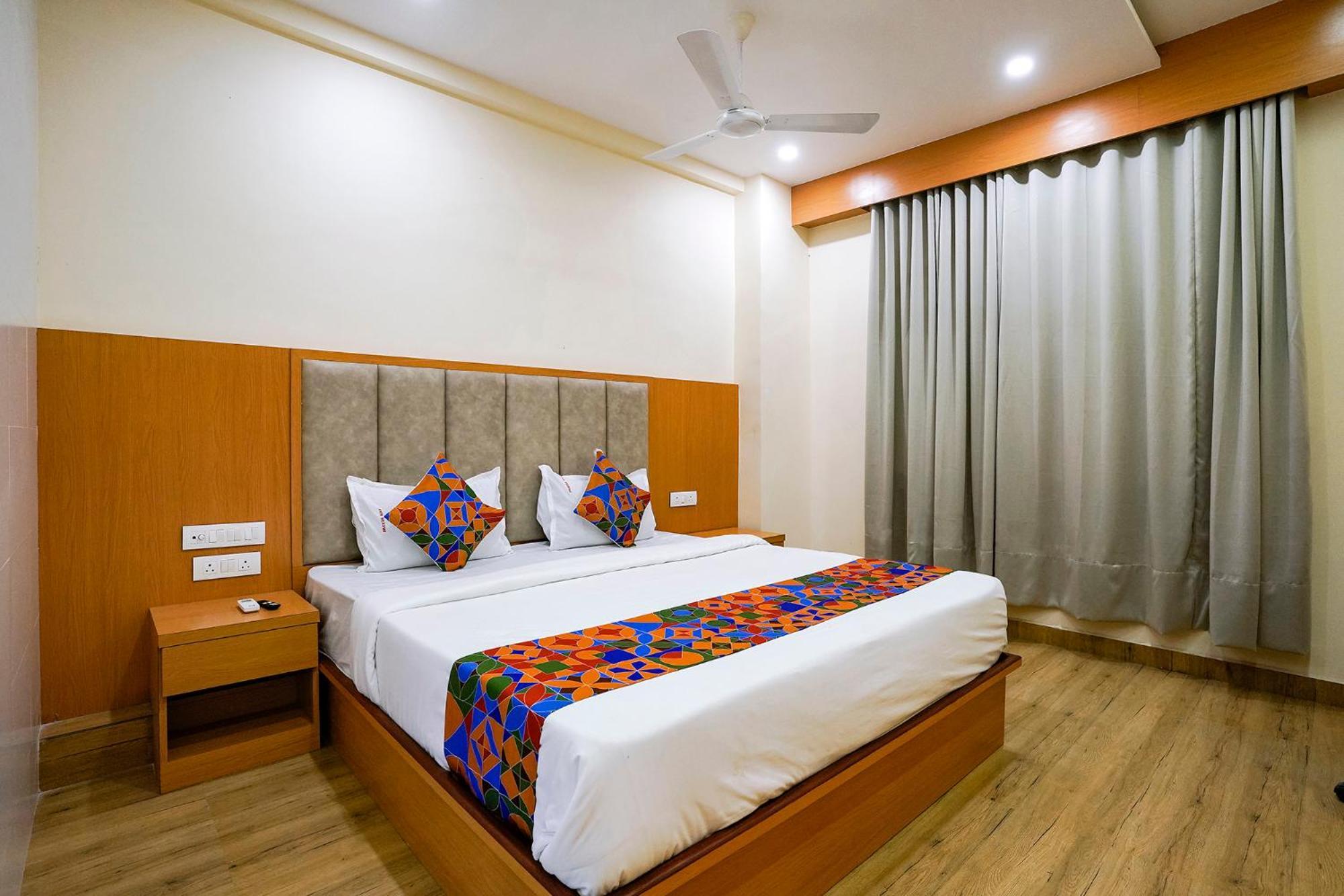 Fabhotel 7 Square - Nr Bkc Mumbai Ngoại thất bức ảnh